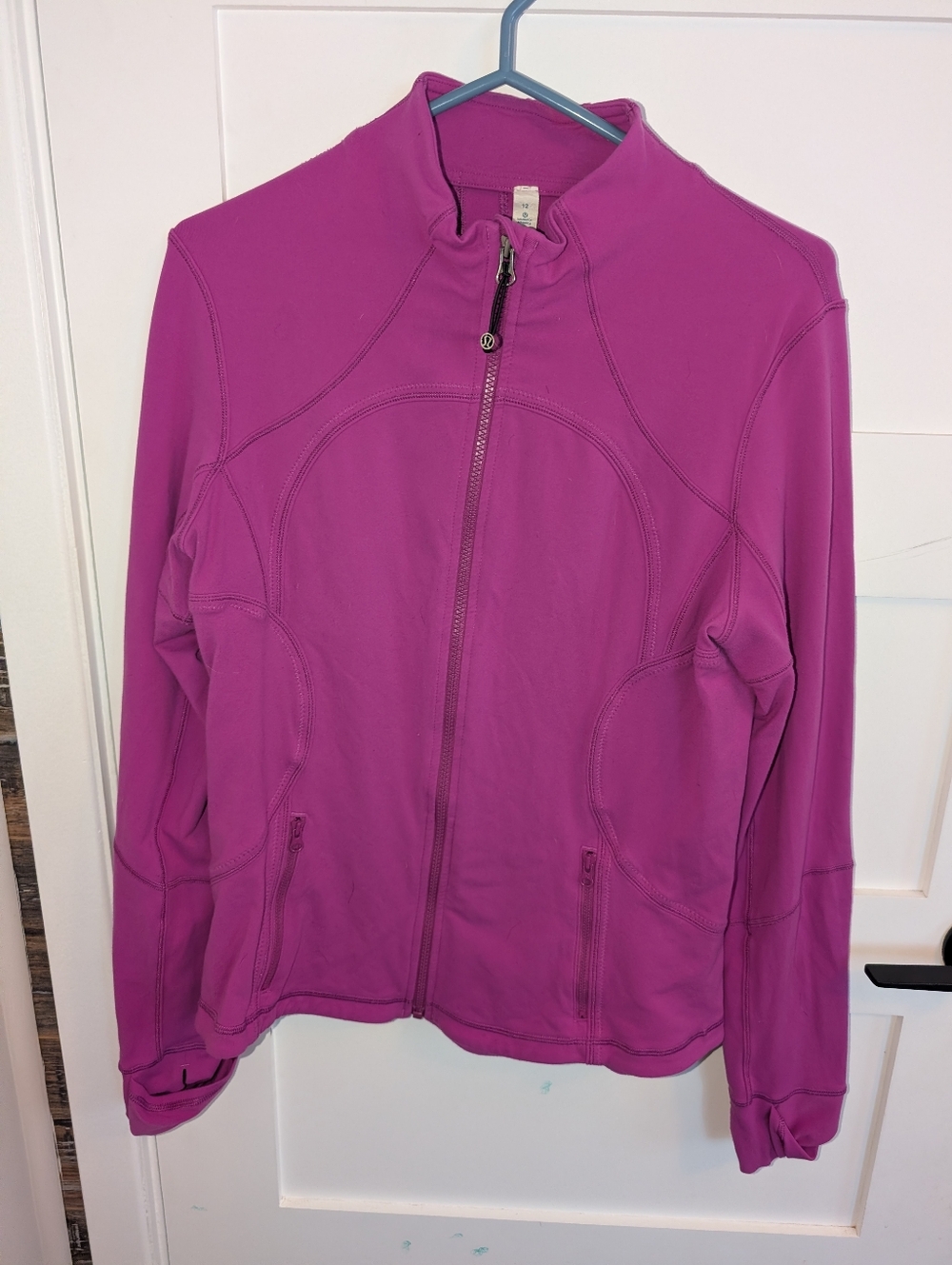 Lululemon Forme Jacket II in Raspberry Luon - Picture 2 of 6